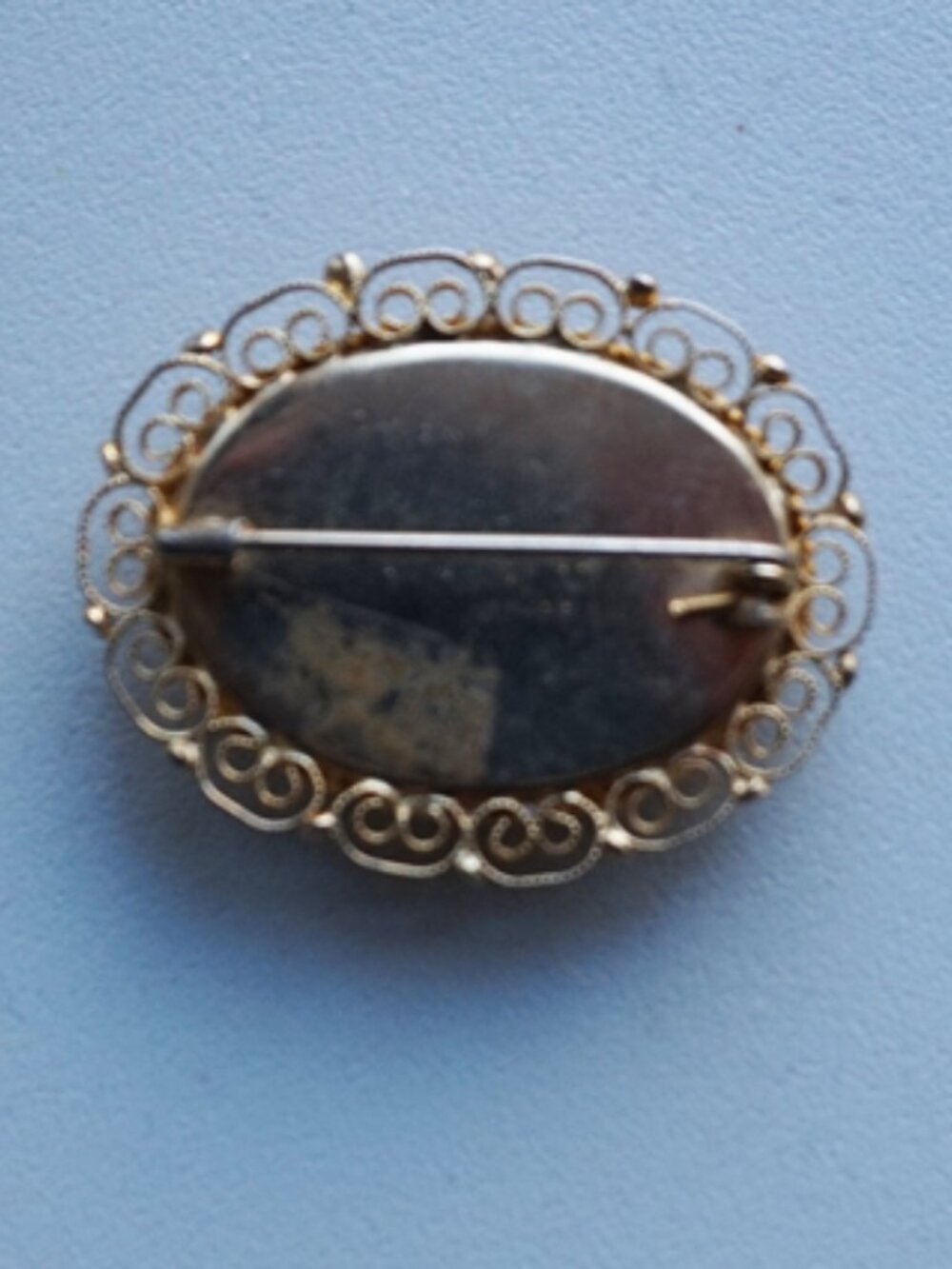 Vintage Italian Millefiori Oval Brooch Made of Glass in a Floral Mosaic Design. - Picture 3 of 4